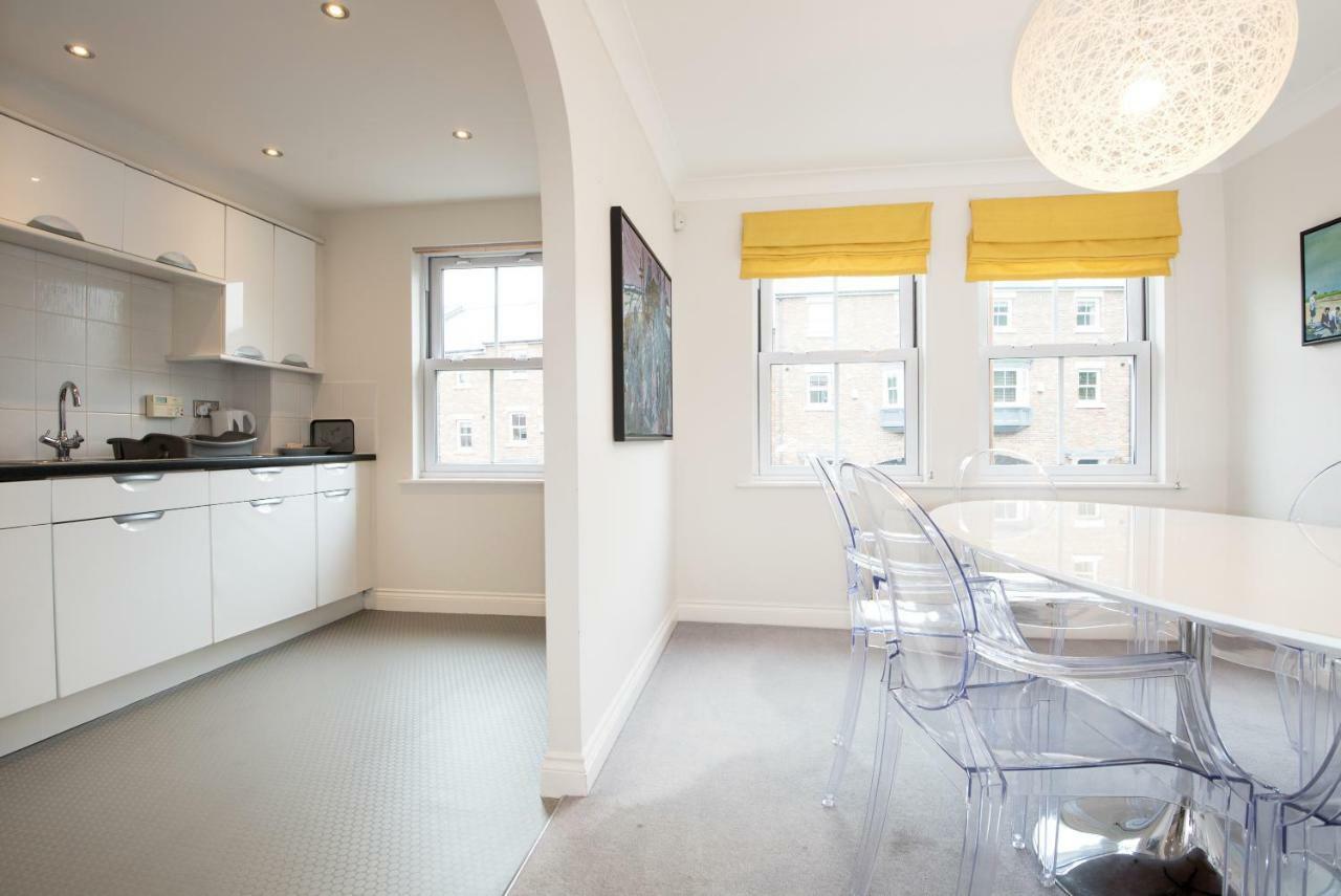 Dalton Crescent Villa Durham Eksteriør bilde