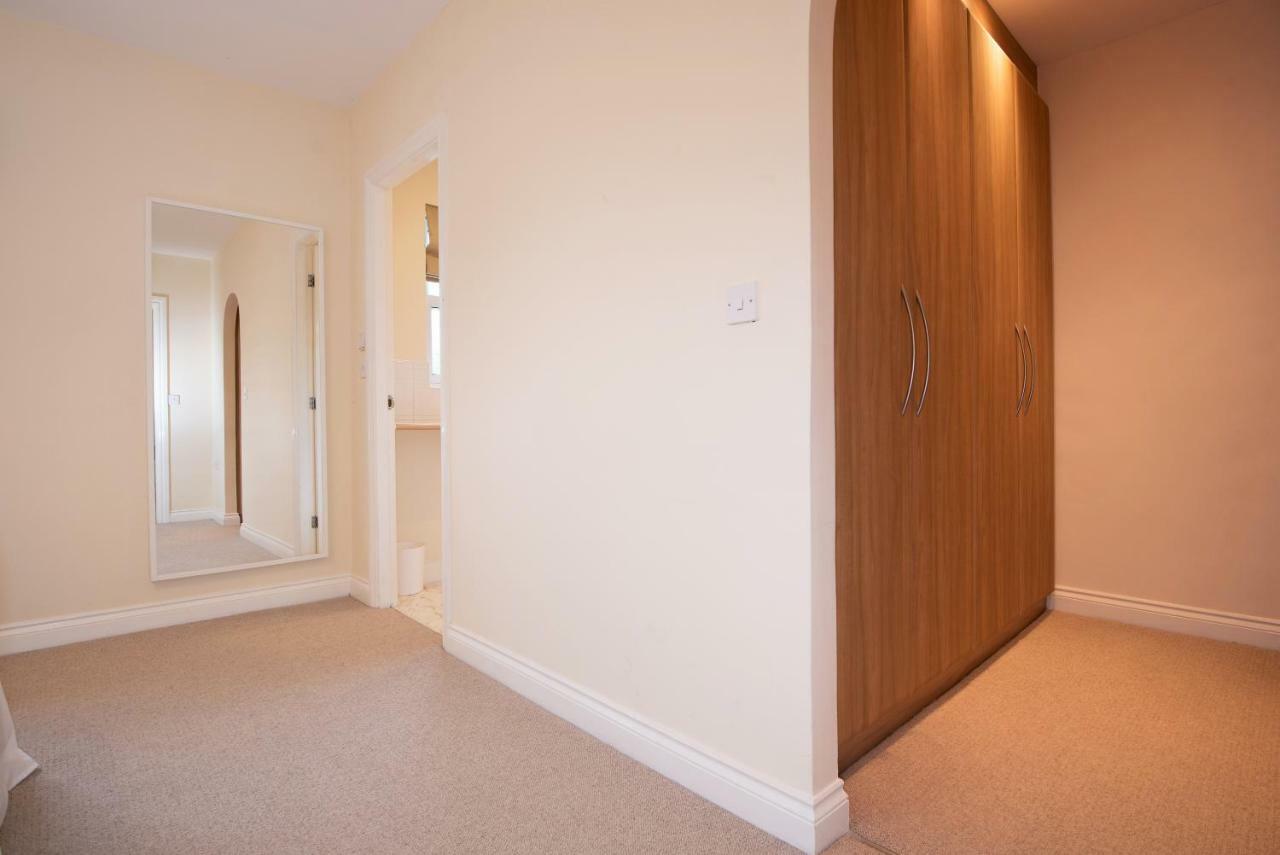 Dalton Crescent Villa Durham Eksteriør bilde